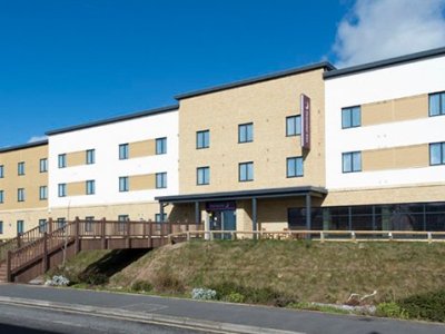 The Complete Review and Guide to the Premier Inn Hotel Seaton for 2023 Visitors